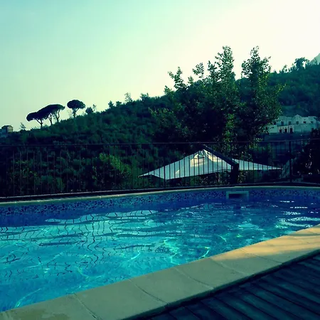 Aparthotel Zelzar Vietri sul Mare