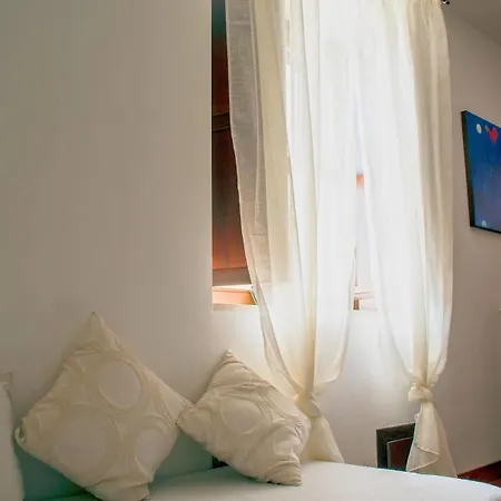 Aparthotel Zelzar Vietri sul Mare